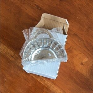 NWOT Small Ravioli Press